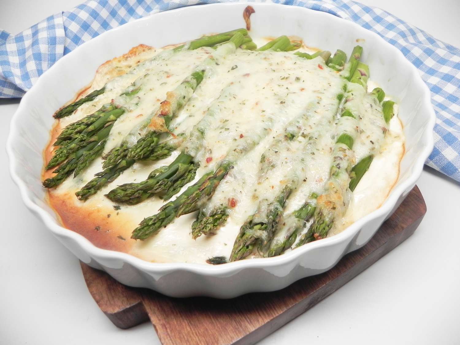 Baked Asparagus with Cheese Sauce Recipe