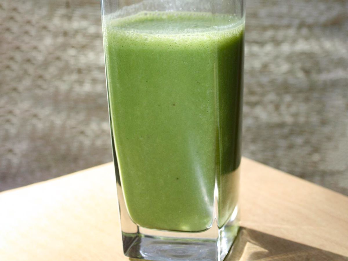 Breakfast Banana Green Smoothie Recipe