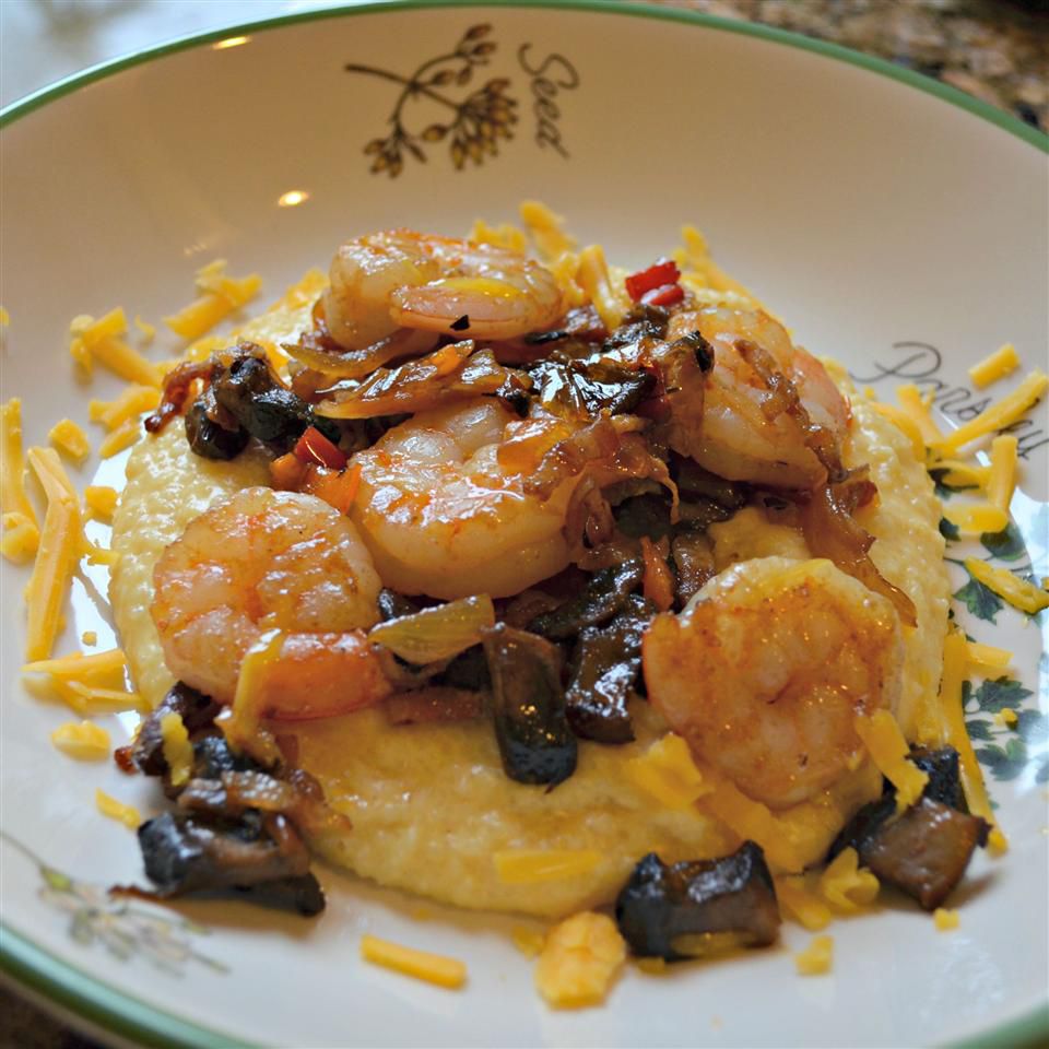 Shrimp and Cheesy Grits with Bacon Recipe