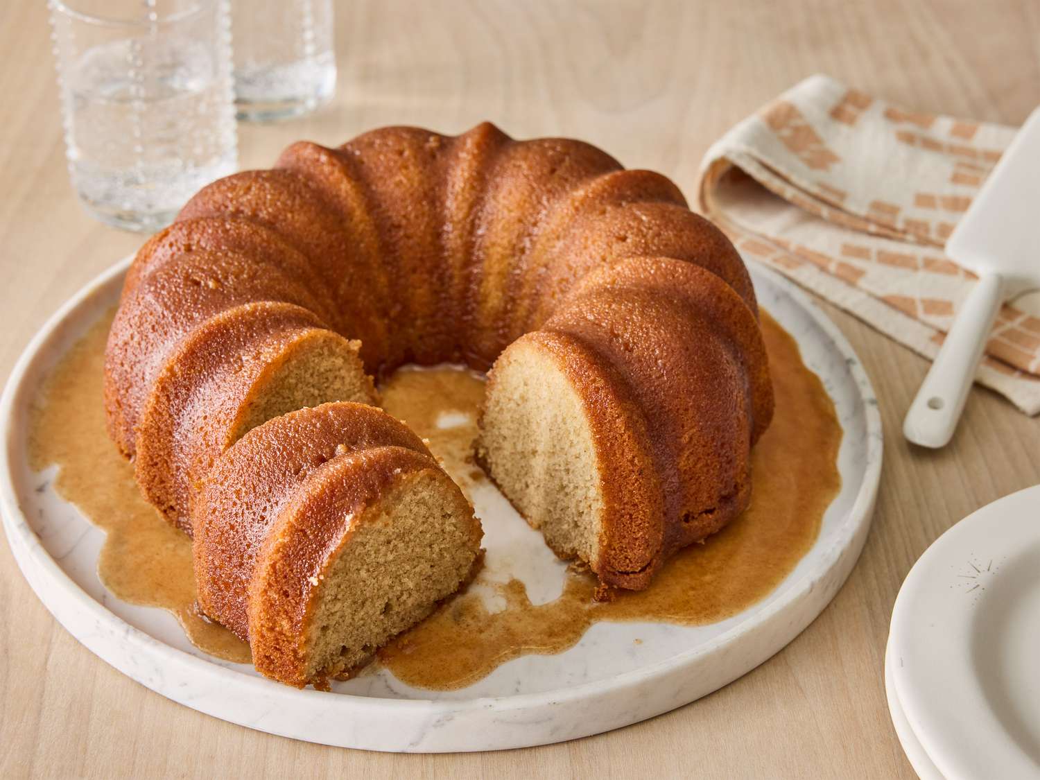 Buttery Cinnamon Cake Recipe