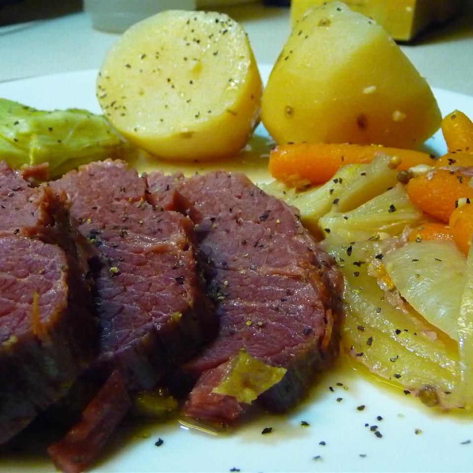 Easy Corned Beef and Cabbage Recipe