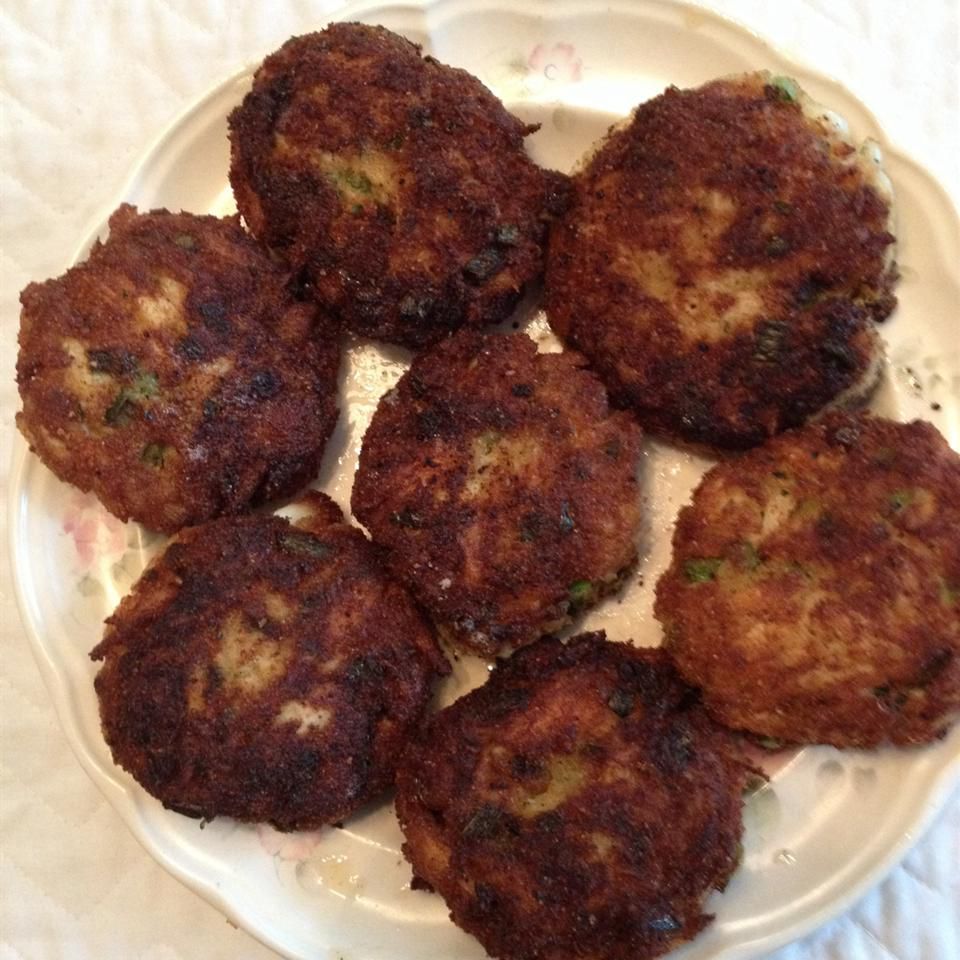 Easy Fried Crab Cakes Recipe