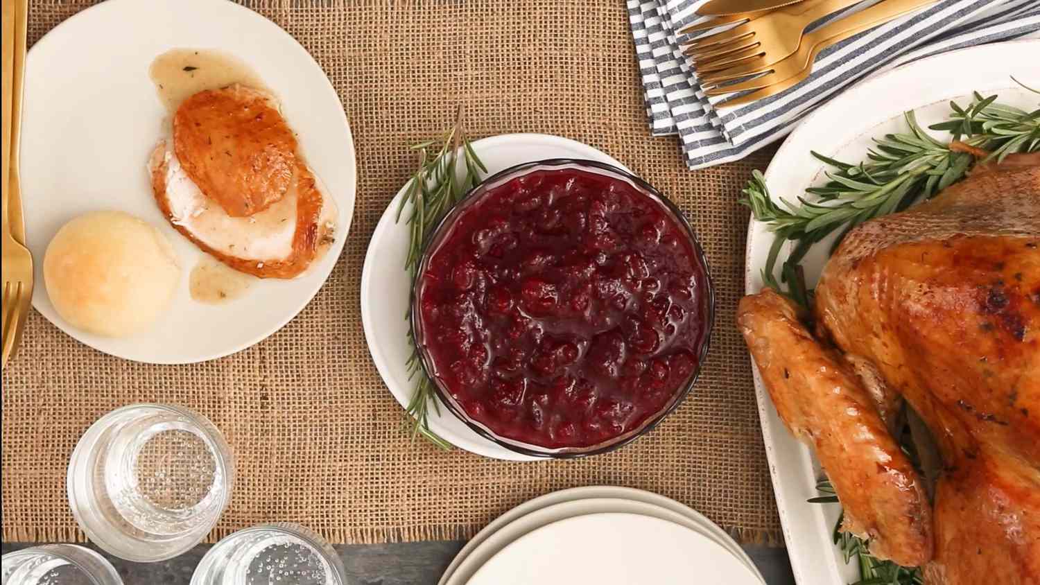 Delicious Cranberry Sauce Recipe