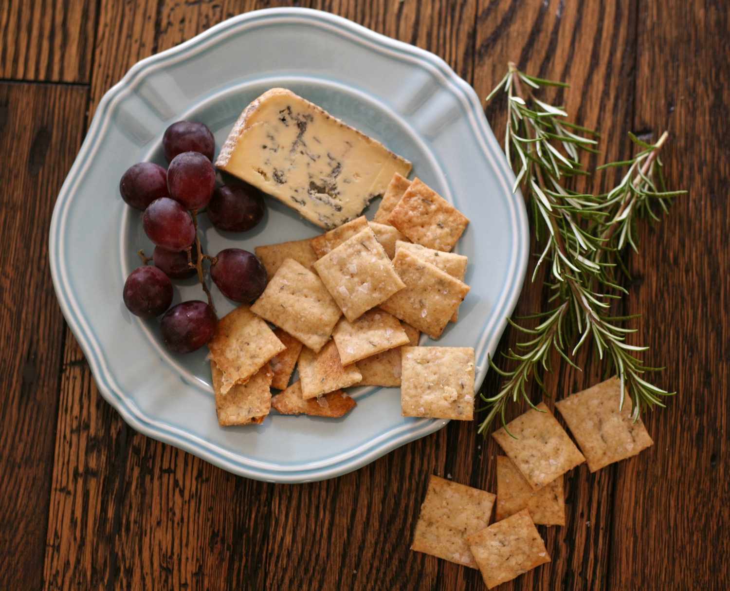 Sourdough Rosemary Crackers Recipe