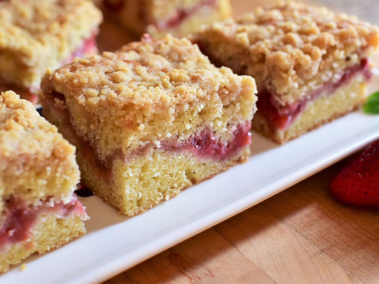 Strawberry Rhubarb Coffee Cake Recipe