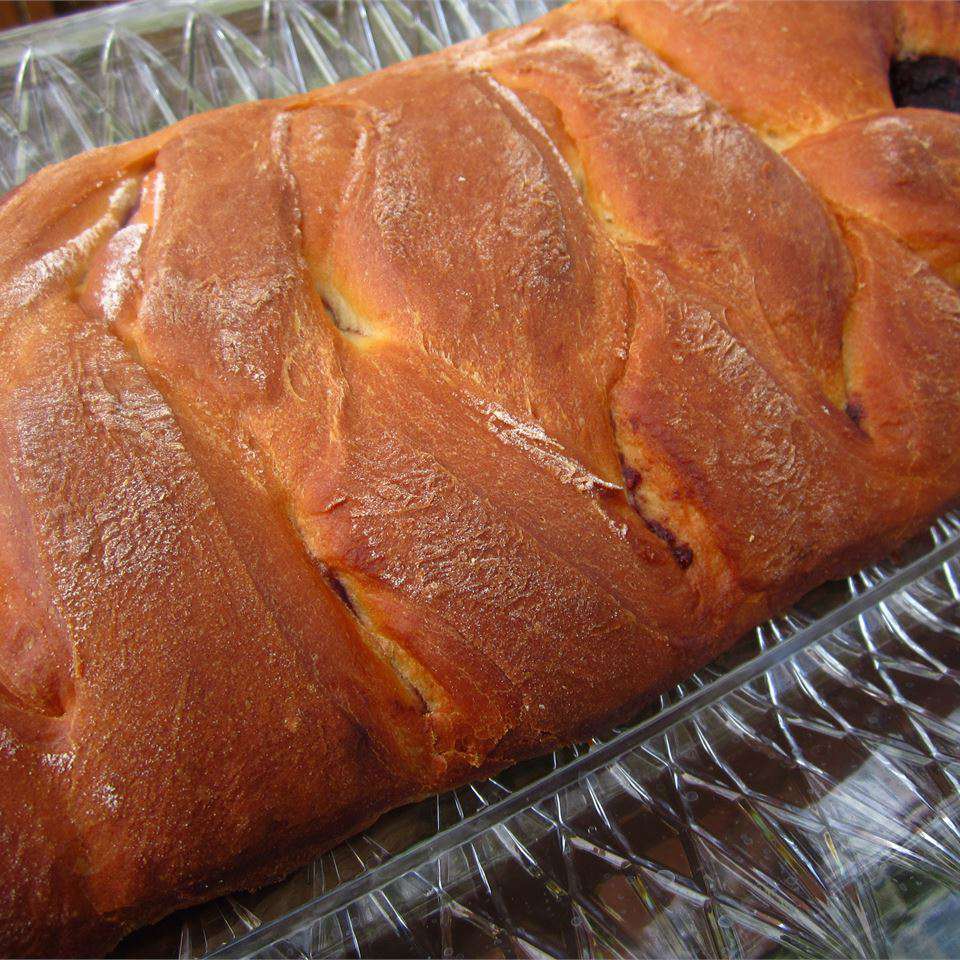 Blackberry Pastry Bread Recipe