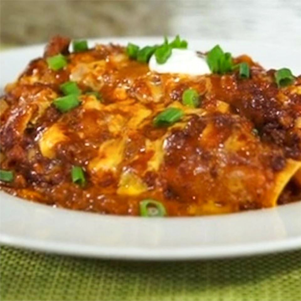 Cheesy Chili Enchiladas Recipe