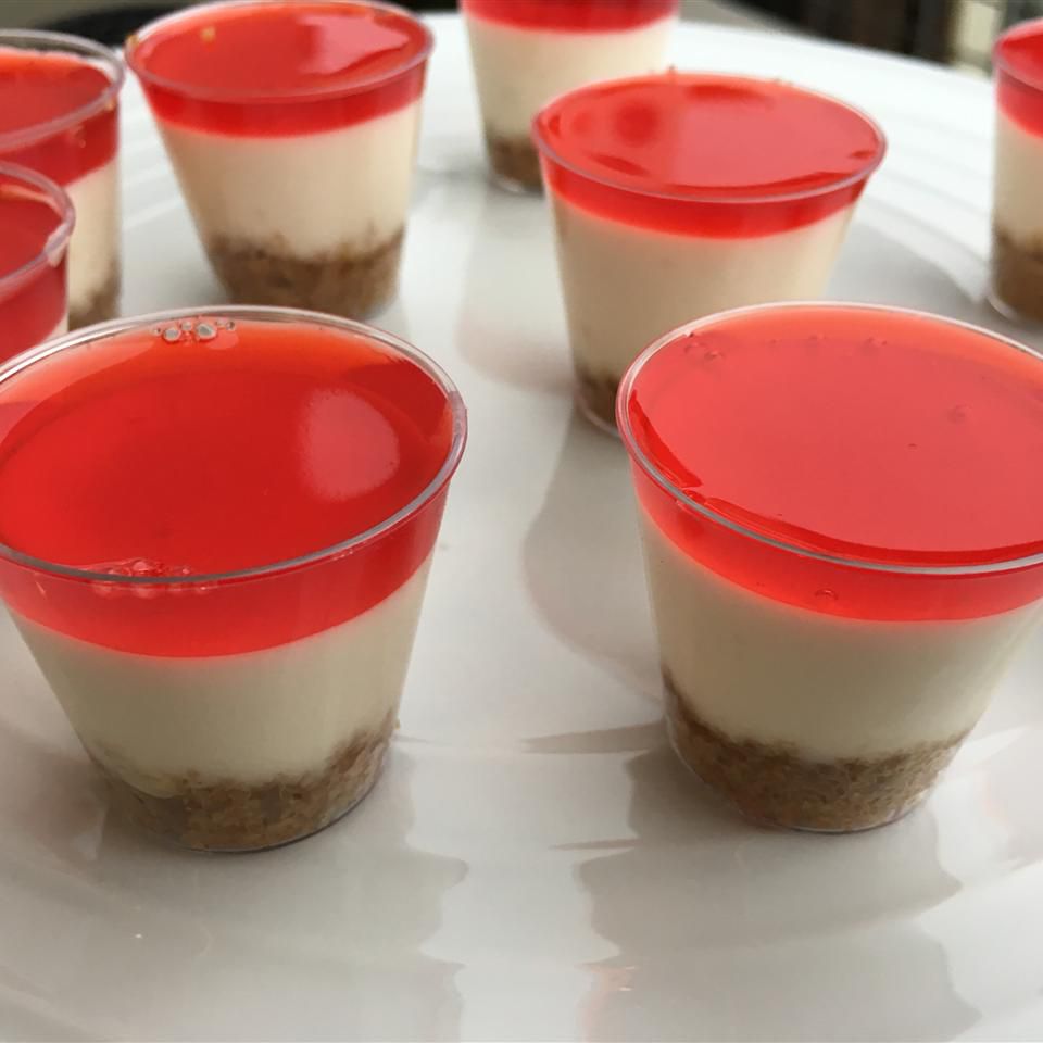 Strawberry Cheesecake Jell-O Shots Recipe