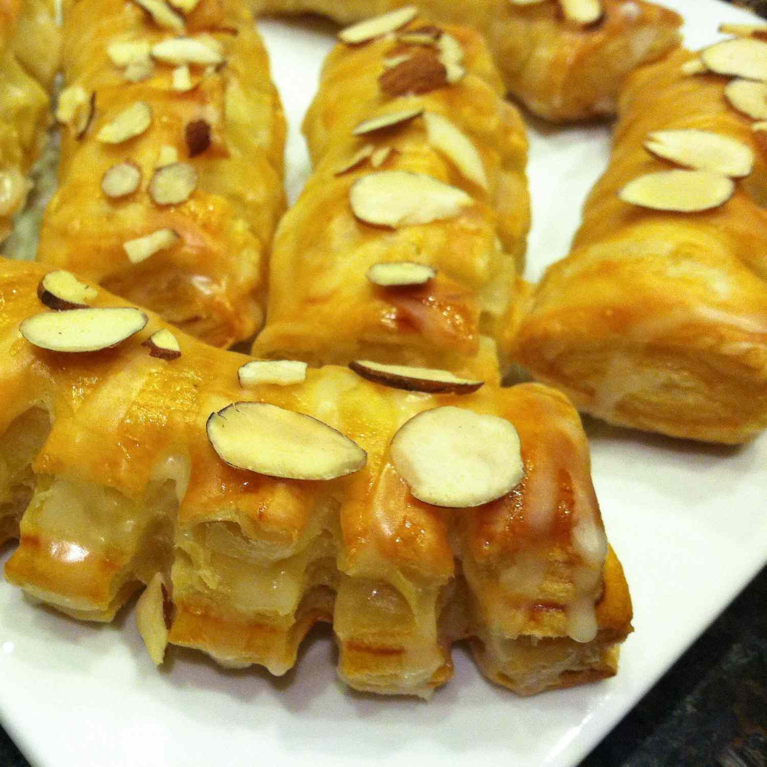 Almond Bear Claws Recipe