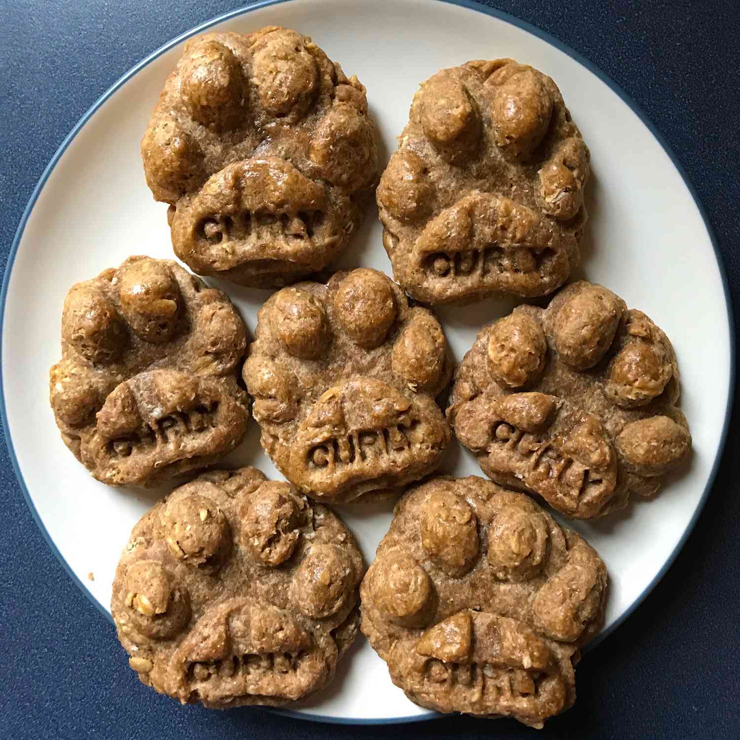 Peanut Butter and Banana Dog Biscuits Recipe