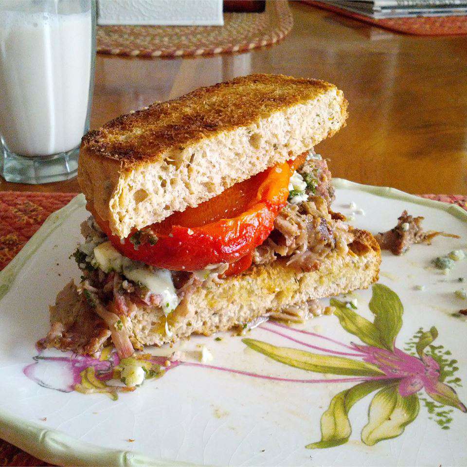 Slow Cooker Pulled Pork with Root Beer Recipe