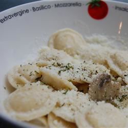 Angel's Ravioli Alfredo with Mushrooms Recipe