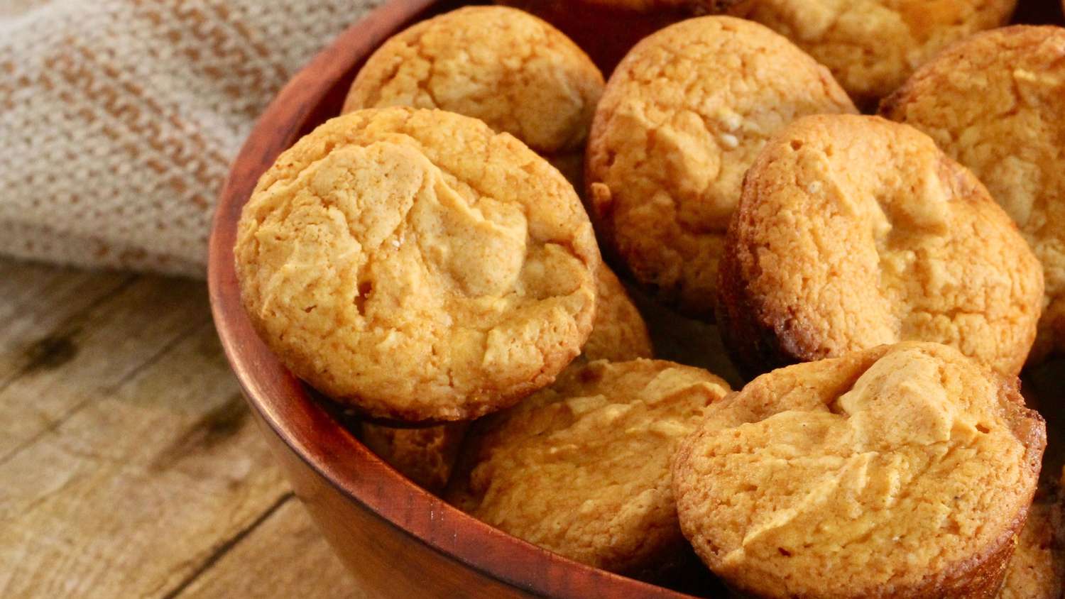 Cinnamon Chip Pumpkin Mini Muffins Recipe