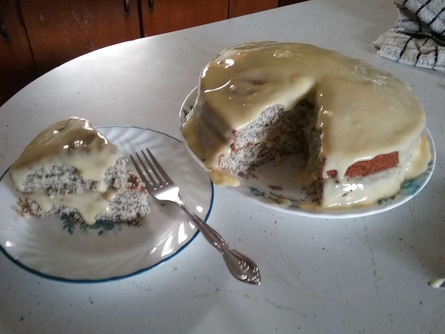 Poppy Seed Cake I Recipe