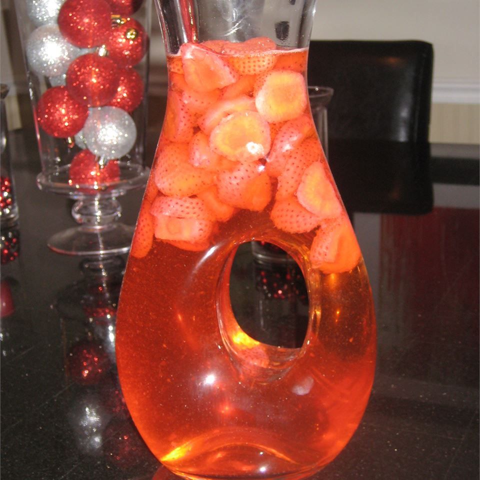 Strawberry Champagne Punch Recipe