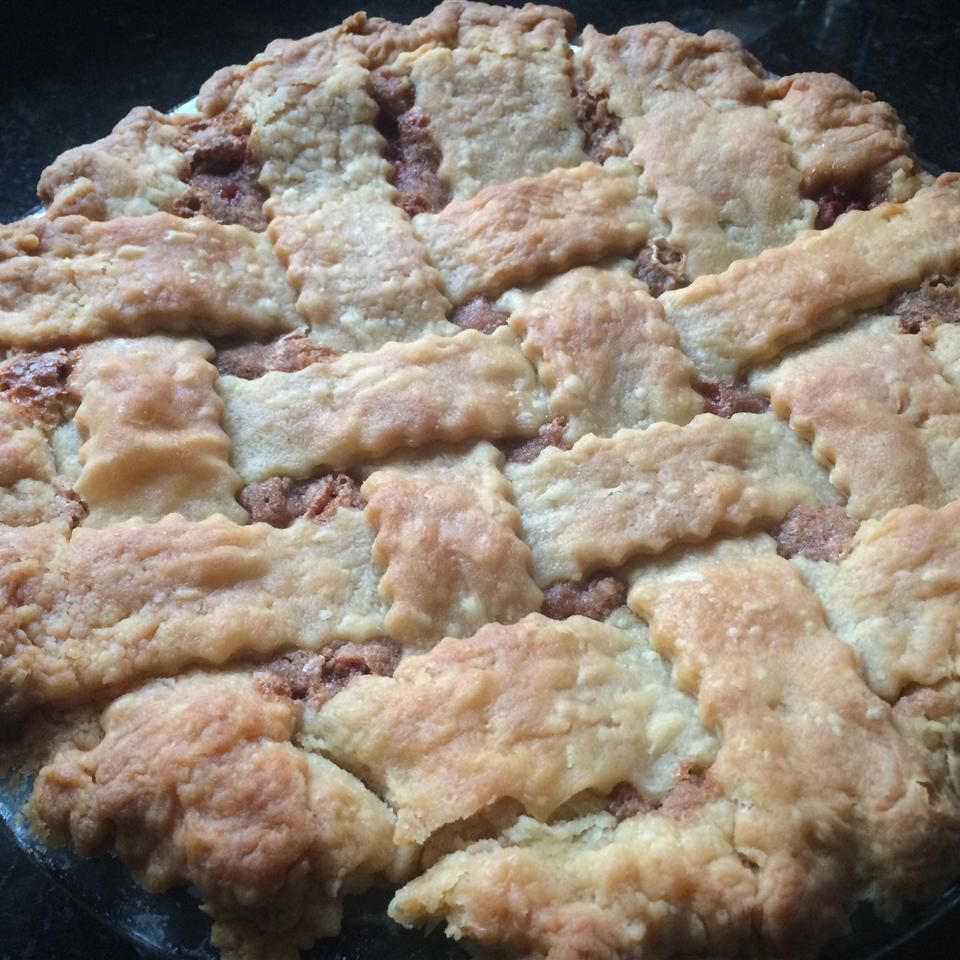 Buffalochef's Strawberry Rhubarb Pie Recipe