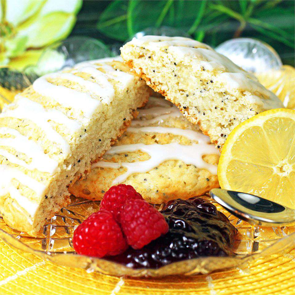 Vegan Lemon Poppy Scones Recipe