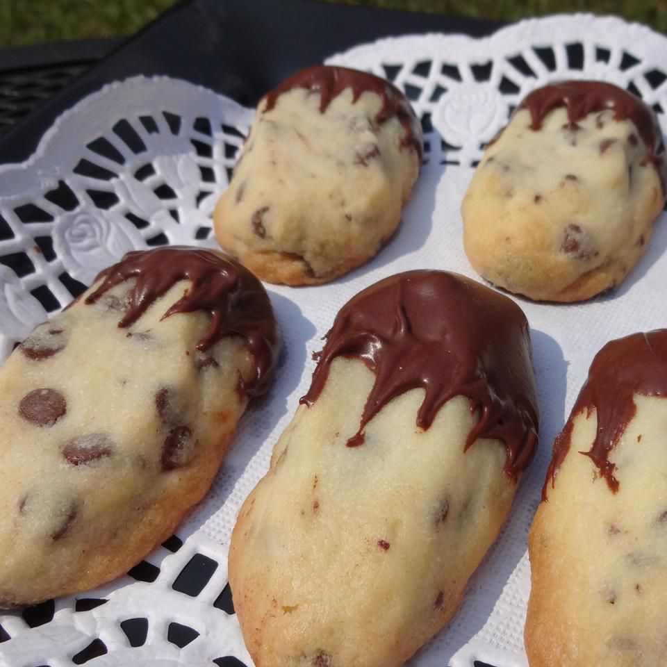 Mini Chocolate Chip Shortbread Cookies Recipe