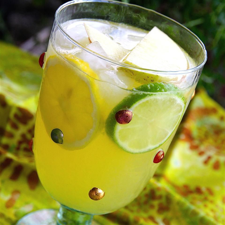 White Wine Sangria Recipe