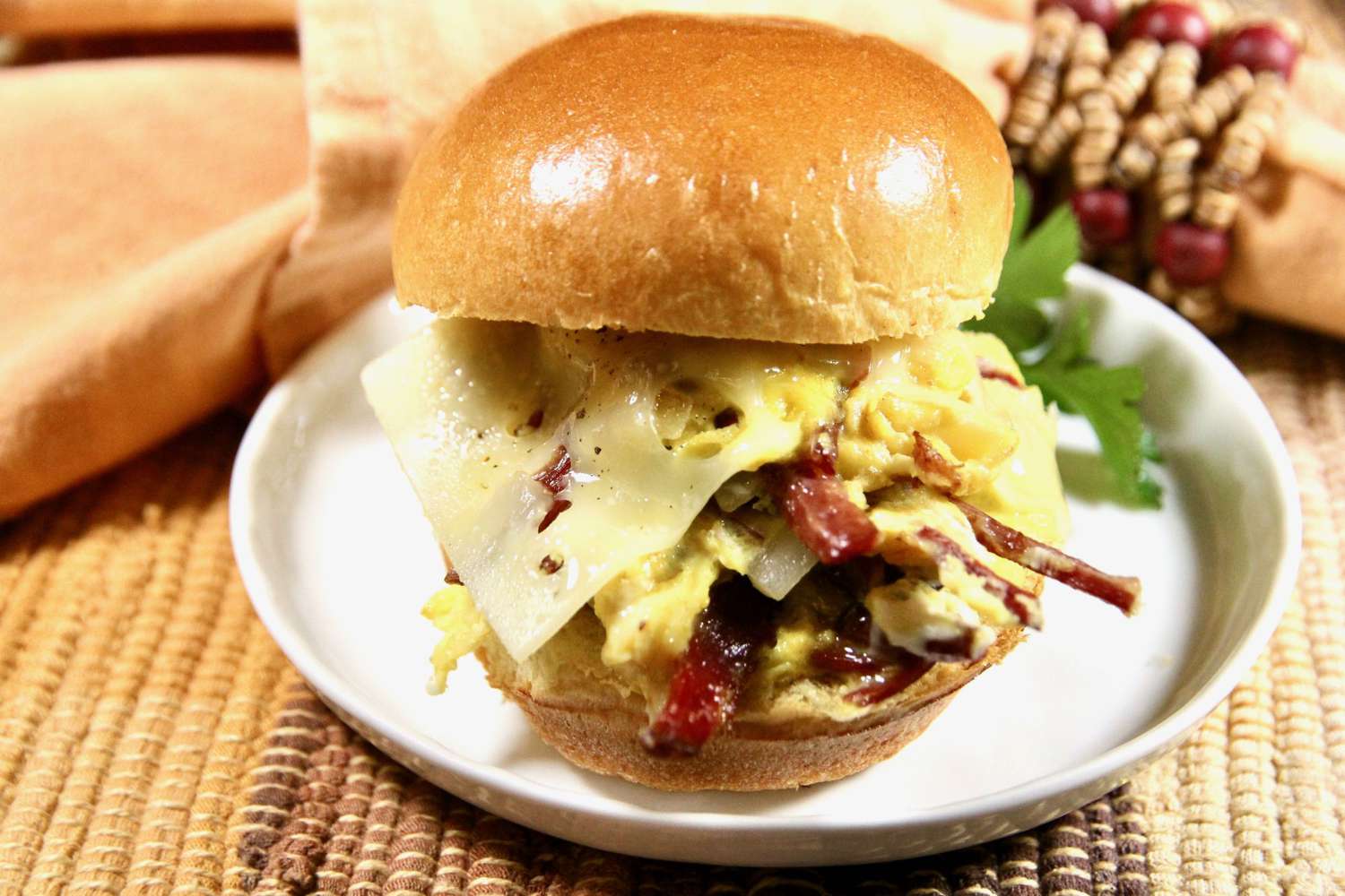 Breakfast Sliders with Corned Beef and Eggs Recipe