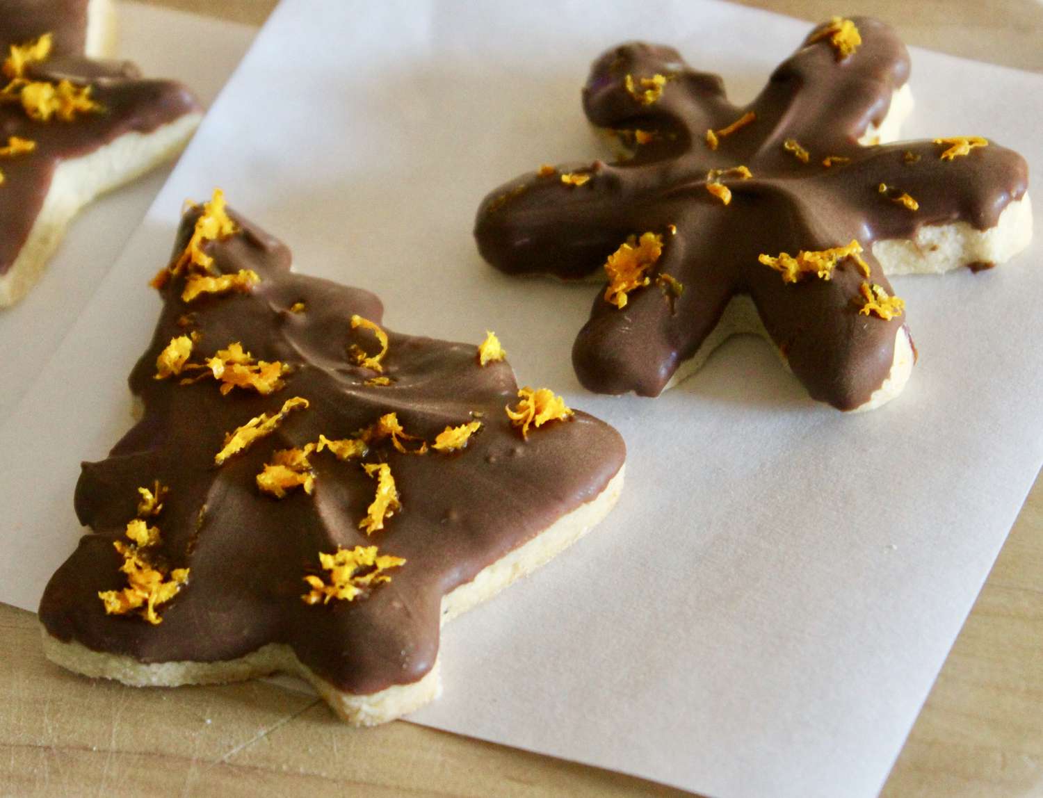 Chocolate-Dipped Orange Shortbread Cookies Recipe