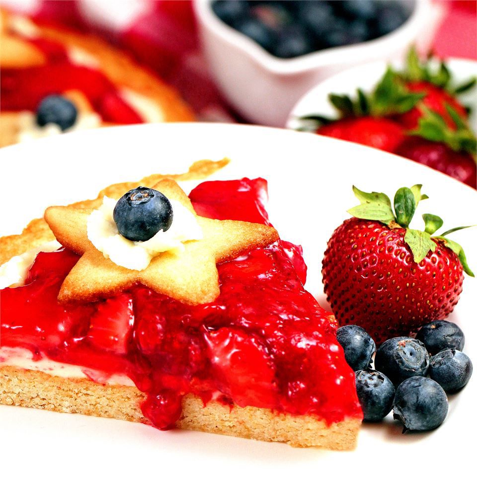Fresh Strawberry Cheesecake Pie Recipe