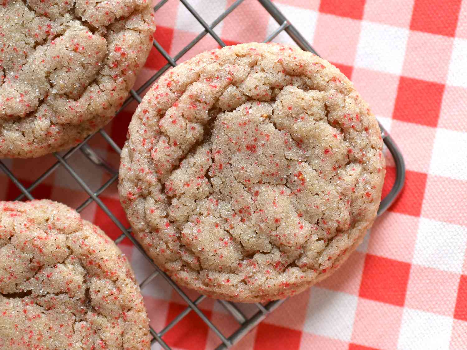 Chewy Strawberry Sugar Cookies Recipe