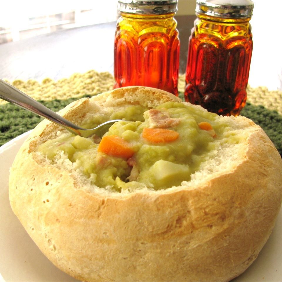 Slow Cooker Split Pea Soup with Bacon and Hash Browns Recipe