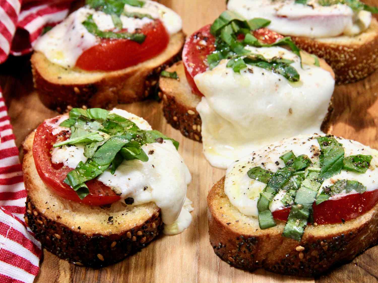 Baked Caprese Crostini Recipe