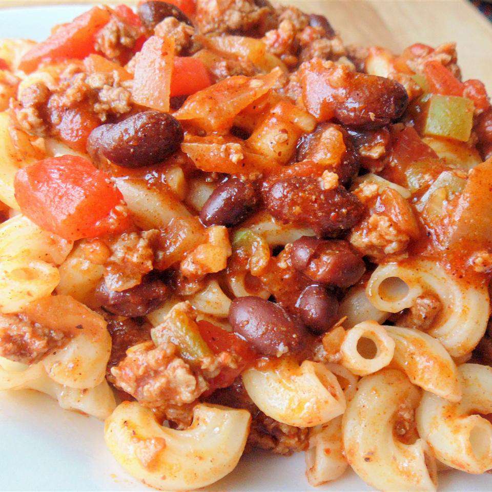 Easy Chili Cavatappi Recipe