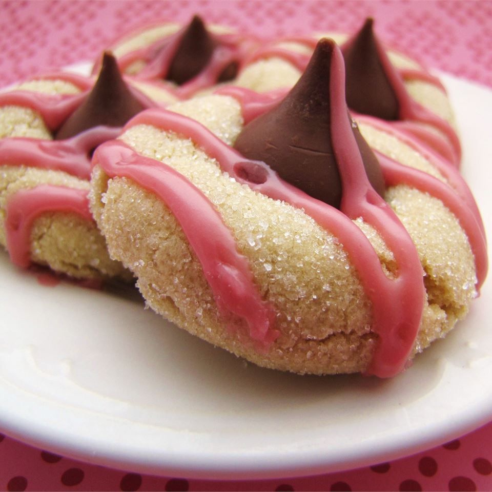 Raspberry Almond Kiss Cookies Recipe