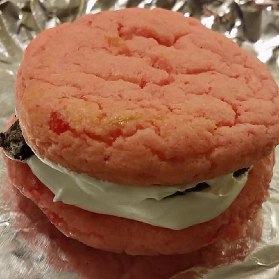 Neapolitan Whoopie Pies Recipe
