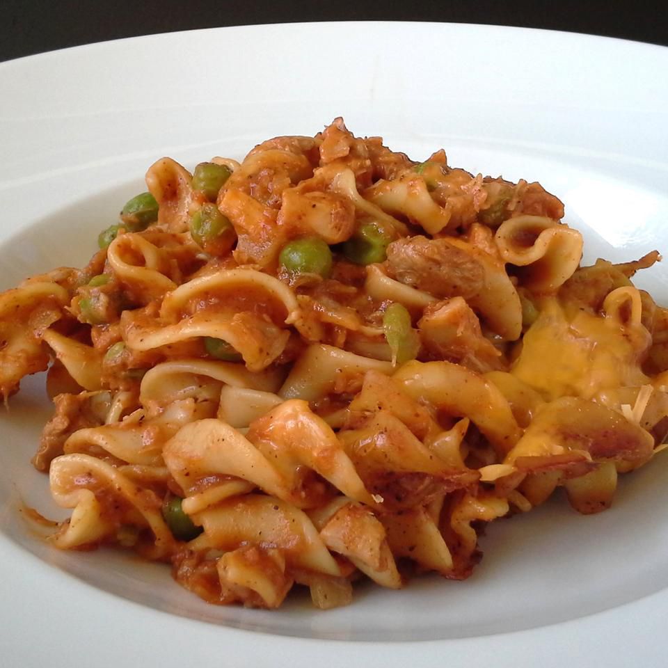 Tuna-Tomato Noodle Casserole Recipe