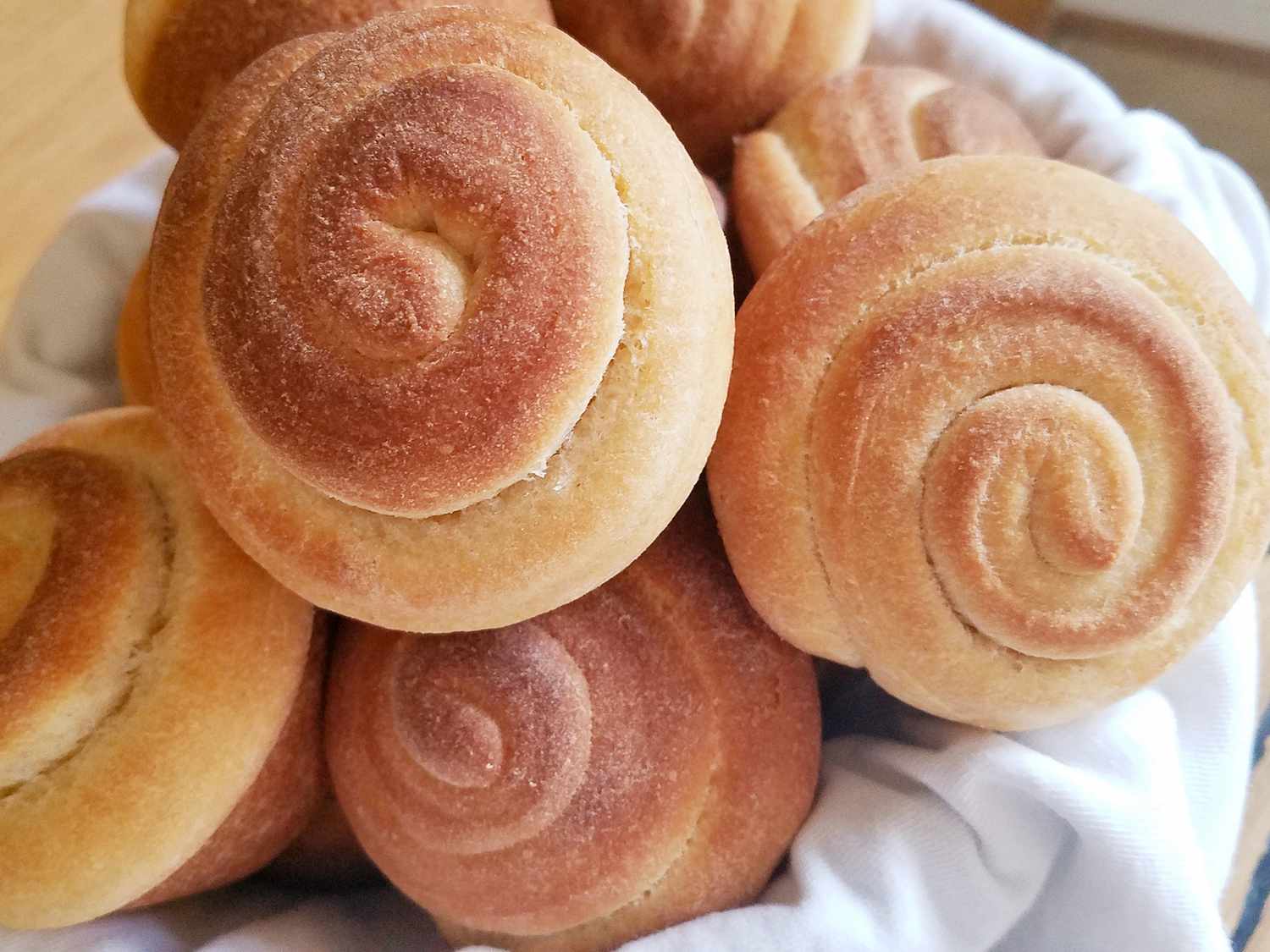 Light Wheat Rolls Recipe