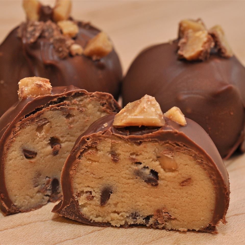 Easy Chocolate Chip Cookie Dough Truffles Recipe